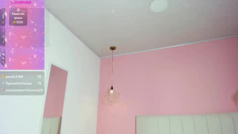 elisabethflores online show from October 25, 1:28 am