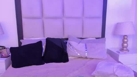 elisabettamonroy online show from February 2, 8:16 pm