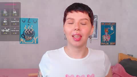 elise_day online show from May 16, 9:06 am