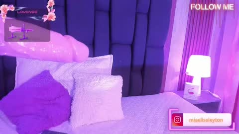 ELISE LEYTON online show from September 10, 6:53 pm