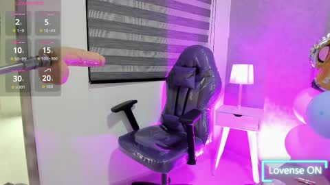 ELISE LEYTON online show from October 6, 6:37 pm