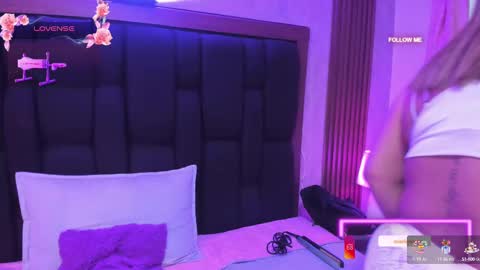 ELISE LEYTON online show from September 24, 6:58 pm