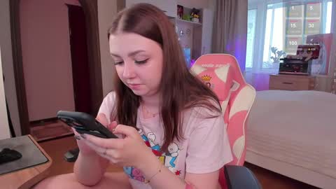 Elise    online show from January 17, 10:00 am