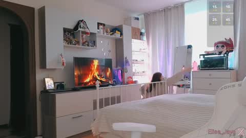 Elise    online show from September 14, 12:39 pm