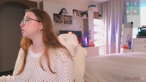 Elise    online show from September 19, 12:31 pm