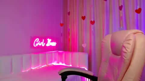 ElissStoun online show from February 20, 5:23 am