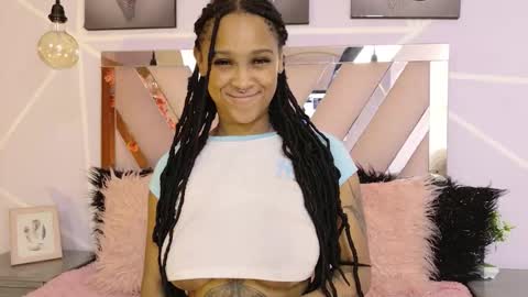 elit noa online show from December 19, 8:48 pm