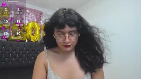 Snapshot of elith_berry69_ chatting on March 3, 12:37 am elith_berry69_ online show from March 3, 12:37 am