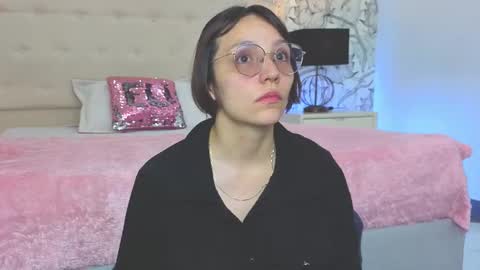 Eliza online show from March 18, 7:31 pm