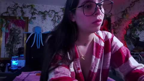 Elizabeth online show from March 10, 10:18 am