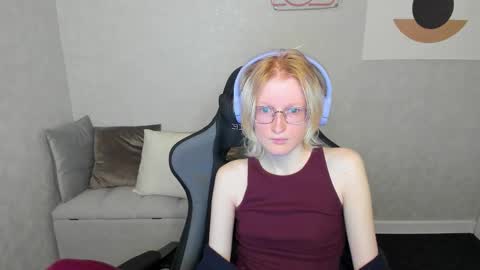 Elizabeth online show from September 24, 2:18 am