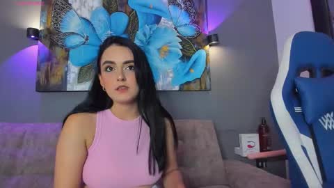 Elizabeth Lamer online show from February 20, 1:38 am