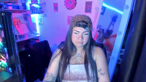 Elizabeth Martinez online show from October 7, 7:21 pm