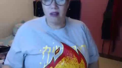 Elizabeth online show from February 25, 10:48 am