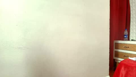 Elizabetth Roman  online show from January 31, 9:01 pm