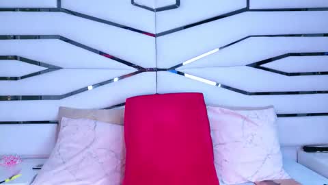 Elizabet online show from December 5, 12:36 pm