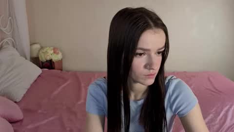 elizzza_ online show from October 14, 5:21 am