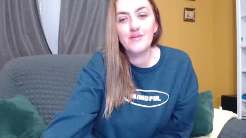 Ella  Max online show from February 11, 7:02 am