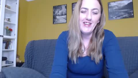 Ella  Max online show from March 4, 7:08 am
