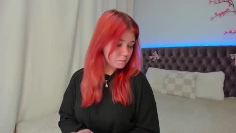 Ella Mayers online show from October 23, 12:28 pm