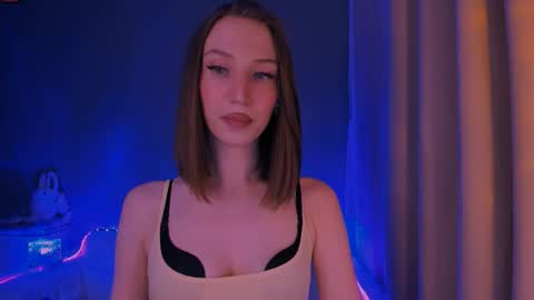 ellaamber online show from March 20, 10:59 pm