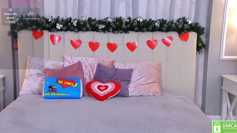Snapshot of ellaander chatting on February 17, 4:09 am Ella online show from February 17, 4:09 am