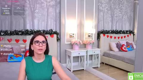 Snapshot of ellaander chatting on February 17, 10:18 am Ella online show from February 17, 10:18 am