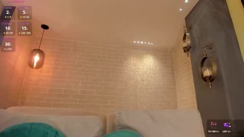 EllaClark online show from October 8, 10:05 pm