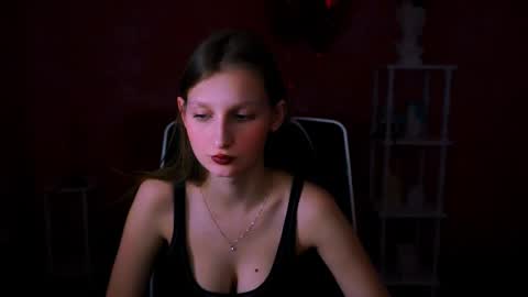 Ella online show from March 9, 10:19 am