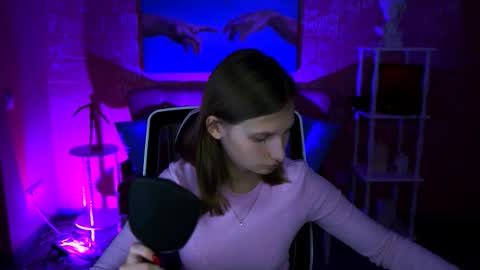 Ella online show from October 7, 5:09 pm