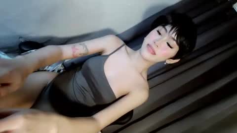 ella online show from July 8, 9:18 pm