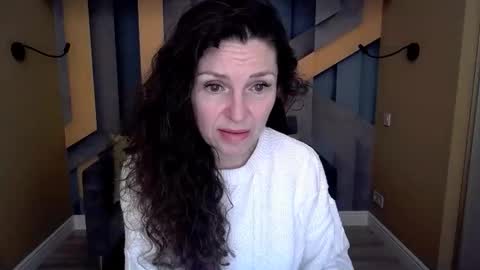 EllaLongs online show from February 28, 12:31 pm