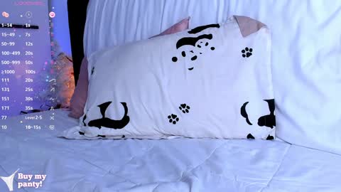 Ella online show from January 28, 7:10 pm