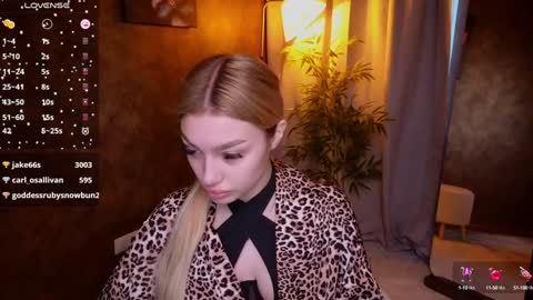 ellamilla online show from January 22, 5:48 am