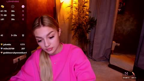 ellamilla online show from January 23, 11:58 am
