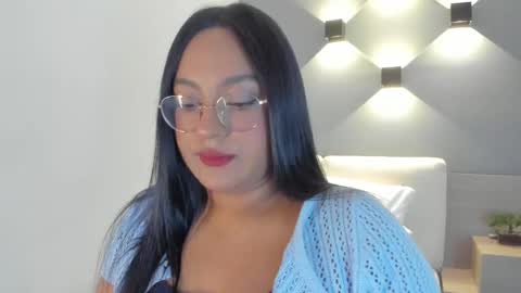 Ella online show from October 7, 12:12 pm