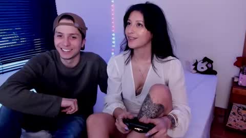 Ella and Cain online show from October 28, 6:53 pm