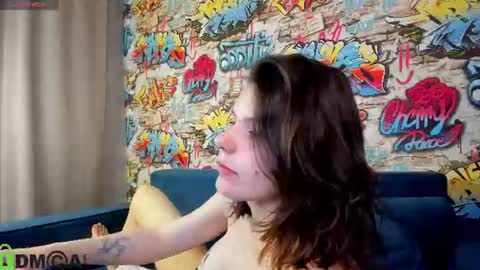 elle__driver online show from June 18, 1:22 am