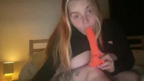 ellehendrix online show from December 16, 12:29 am