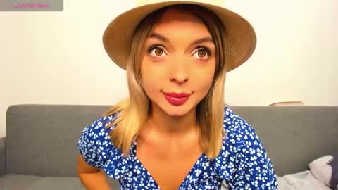 ellen_flow online show from November 7, 9:50 pm