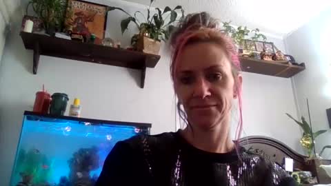 ElleNV online show from December 4, 10:57 pm