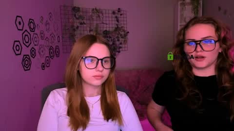 Ashley online show from April 9, 1:17 pm