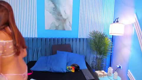 Ellie Taylor online show from February 27, 2:03 am