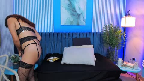 Ellie Taylor online show from December 30, 3:03 am