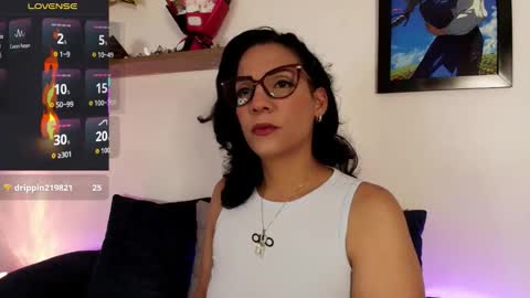 elliee1 online show from October 15, 12:39 pm