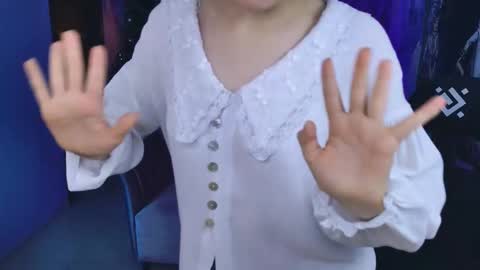 elliemurler online show from January 11, 1:28 pm