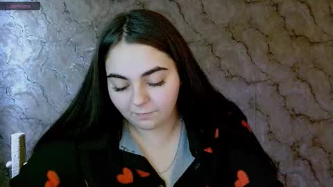 Ellie online show from October 6, 1:07 pm