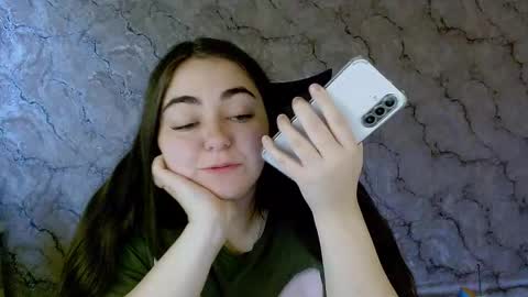 Ellie online show from October 9, 5:24 am