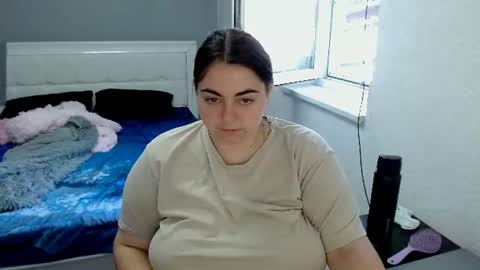 Ellie online show from June 11, 5:49 am