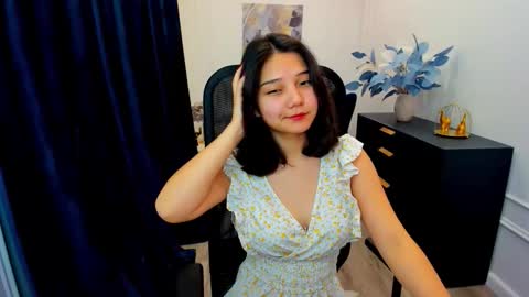 ellievensda online show from October 2, 11:31 am